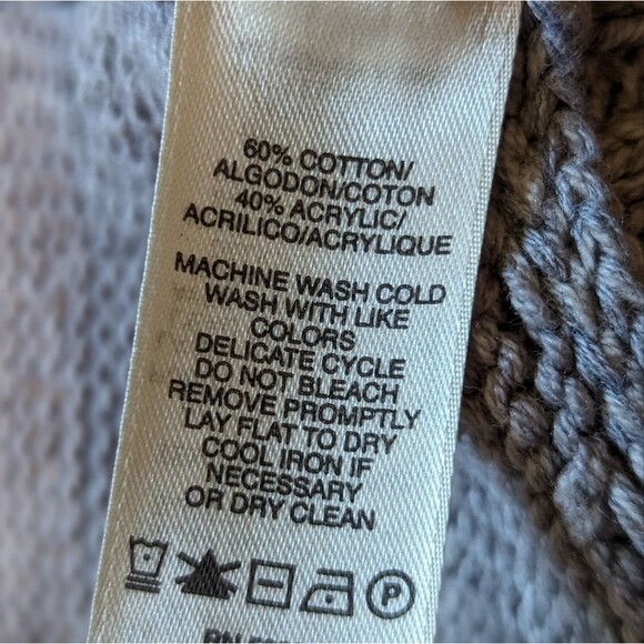 DKNY Gray Cable Knit Open Clasp Long Sleeveless Cardigan Sweater Vest Size XS - Picture 6 of 7